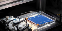 轻便灵活高效基于钙钛矿的串联太阳能电池