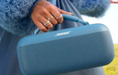 Bose推出SoundLink Max一款可播放20小时的时尚音箱