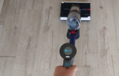 Dyson WashG1评测一款巧妙的湿式清洁器